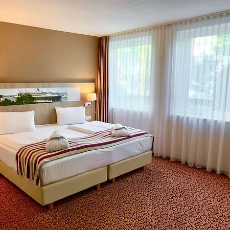 Mercure Hotel Hamburg Am Volkspark Eksteriør billede